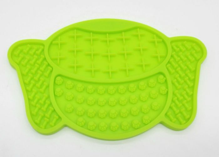 Килимок для лизання з присоскою Мордочка салатовий 2214см 