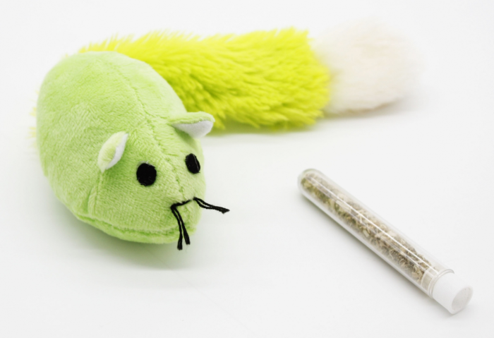 Мишка з катніпом, 27 см Салатова