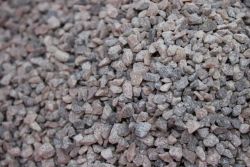 Ґрунт Крихта кварцитна рожева 2-5 мм, вага 10 кг 