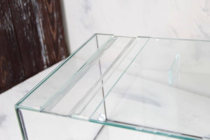 Акваріум для ахатин зі скляною кришкою і вентиляційною сіткою 36л 40х30х30см 