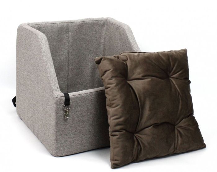 Автокрісло Лакус, 40х40х35 см. Бежеве.