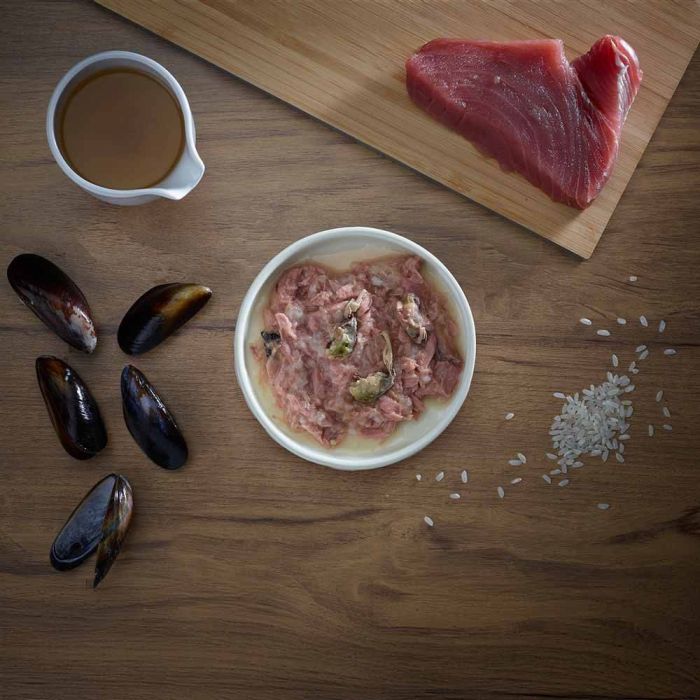 Натуральний вологий корм для котів Fish4Cats Finest Філе тунця з мідіями 70 г