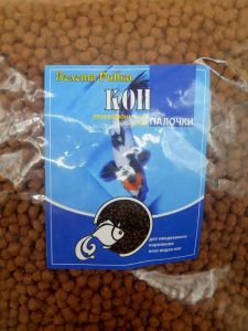 Коі паличка коричнева універсальний корм для риб Коі 1000г 