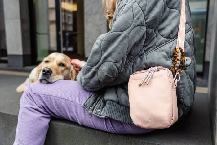 Сумка для ласощів і аксесуарів собак Palopa Greta L Ніжно-рожевий