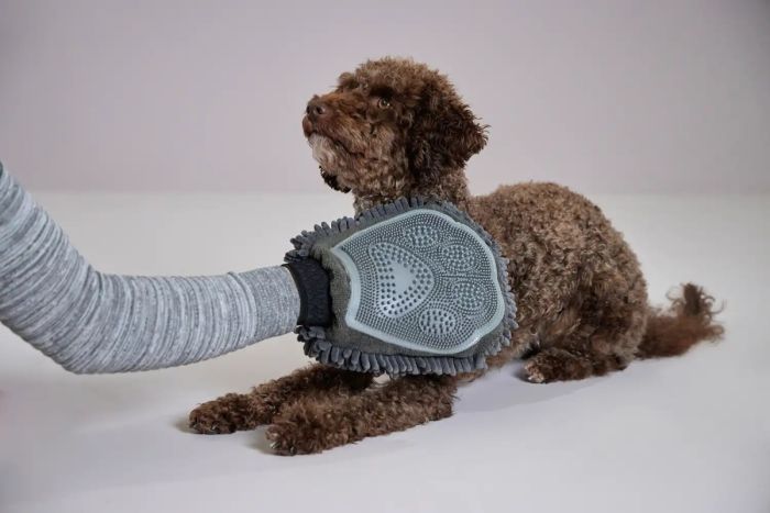 Рукавичка для сушіння та грумінгу собак Wolters Cleankeeper Dry Glove 26 х 20 см Темно-сірий