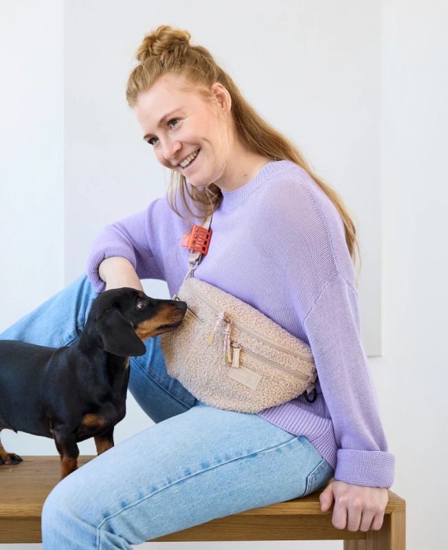 Поясна сумка-бананка для ласощів та аксесуарів собак Palopa Emma Teddy-Fleece Бежевий