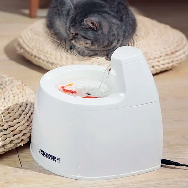 Фонтан для тварин круглий білий 1,2 л 25х20х21 см 