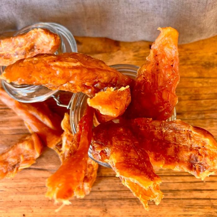 Натуральні ласощі для собак Cooka's Cookies Turkey Crispies 100% Сушена індичка 95 г