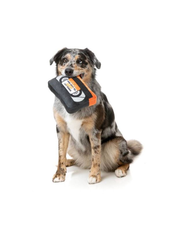 М'яка іграшка для собак FuzzYard Касета Horror Film