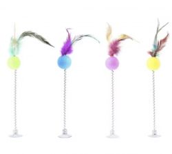 Мяч на Присоску пластиковий з пірям 4 см. 