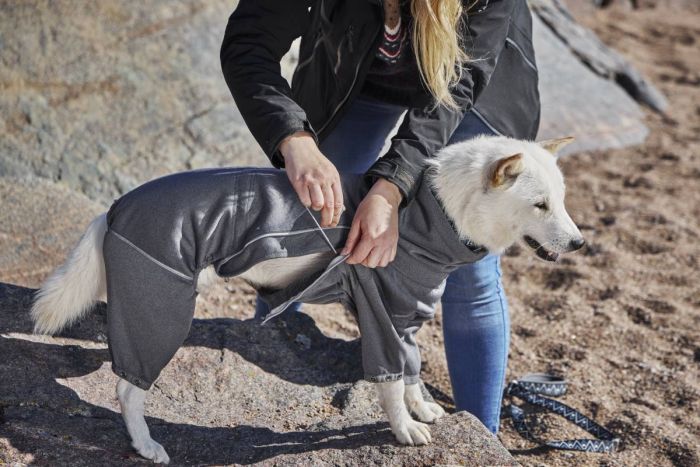 Утеплений комбінезон для собак Hurtta Midlayer Overall 65M Сірий