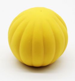 Мяч латексний 6 см. Жовтий