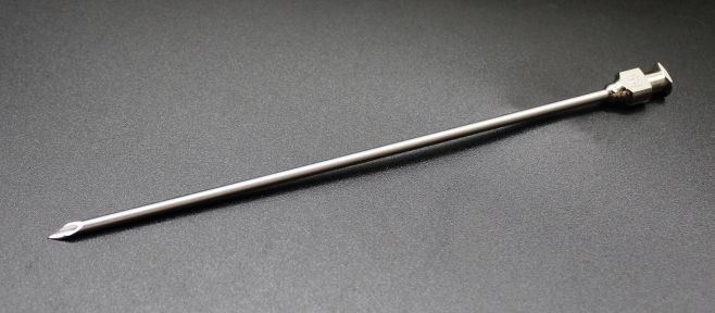 Голка багаторазова інєкційна 2,5 мм  130 мм. 