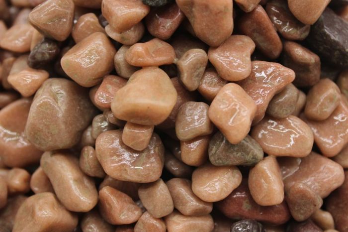 Ґрунт Галька кварцитна бордова 7-15 мм, вага 10 кг 