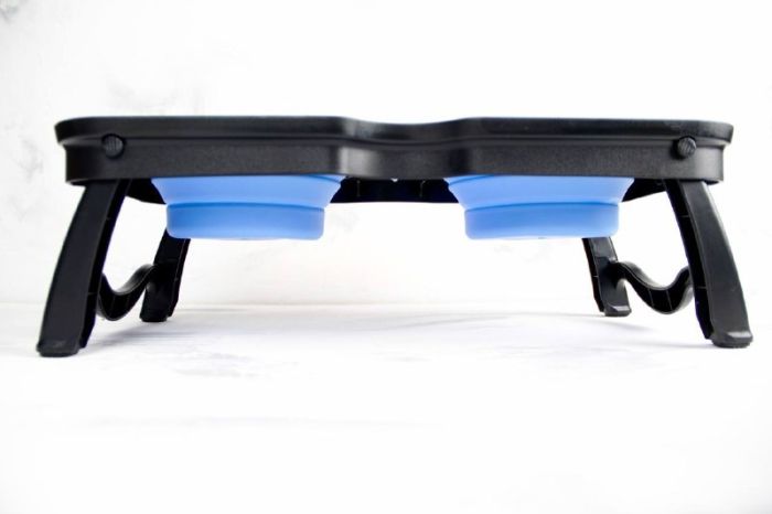 Стійка з силіконовими мисками для собак SY-A42 700мл