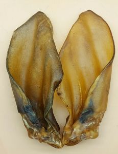 Вухо яловиче-сушене ласощі для собак 13-15 см